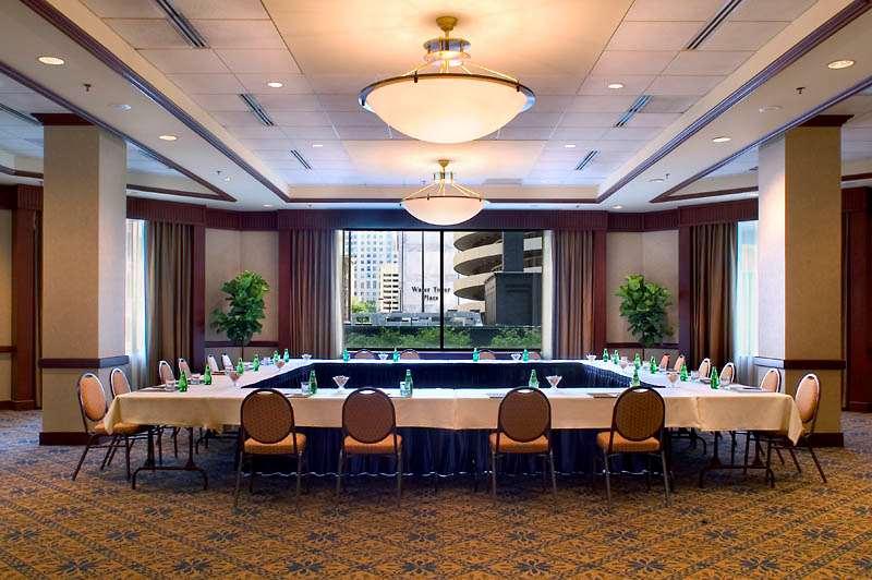 Hilton Chicago Magnificent Mile Suites Tiện nghi bức ảnh