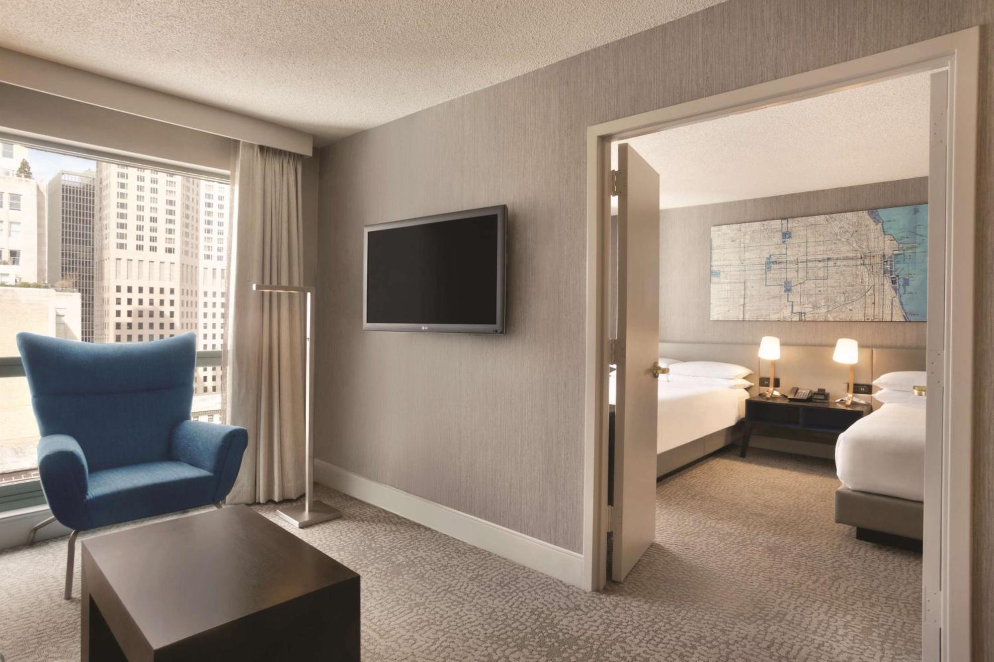 Hilton Chicago Magnificent Mile Suites Ngoại thất bức ảnh