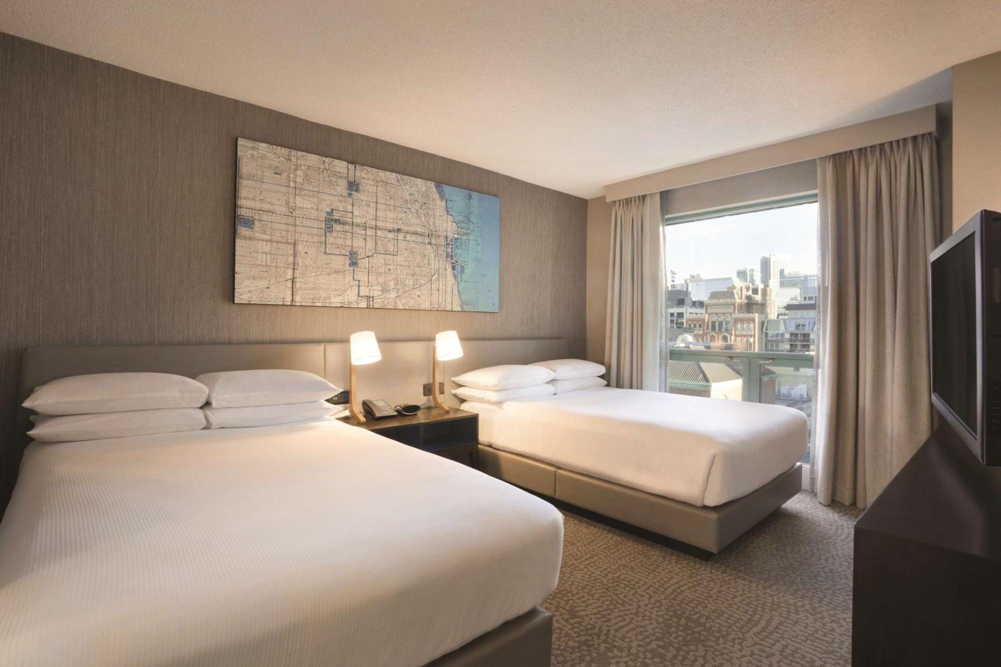 Hilton Chicago Magnificent Mile Suites Ngoại thất bức ảnh