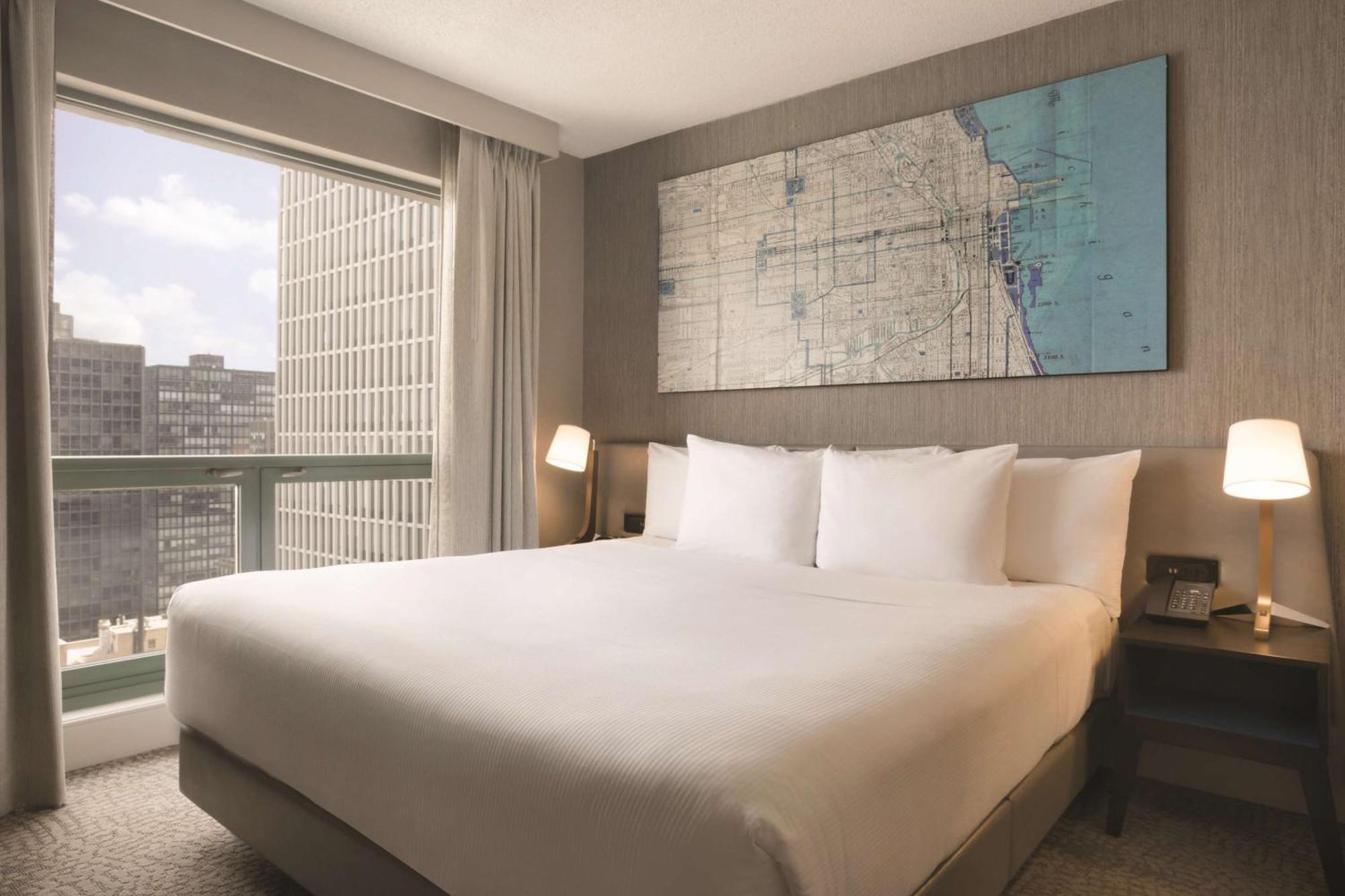 Hilton Chicago Magnificent Mile Suites Ngoại thất bức ảnh
