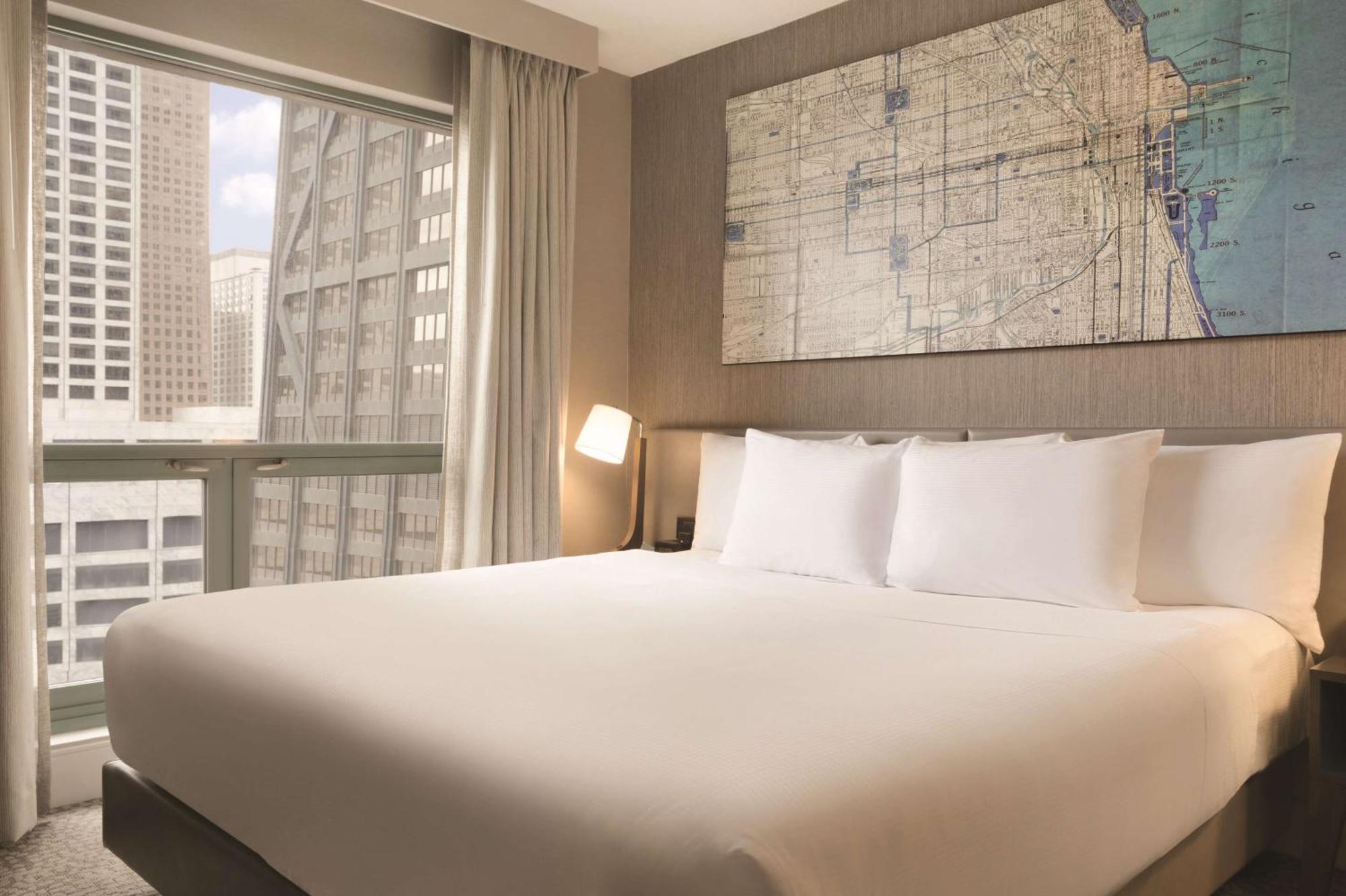 Hilton Chicago Magnificent Mile Suites Ngoại thất bức ảnh