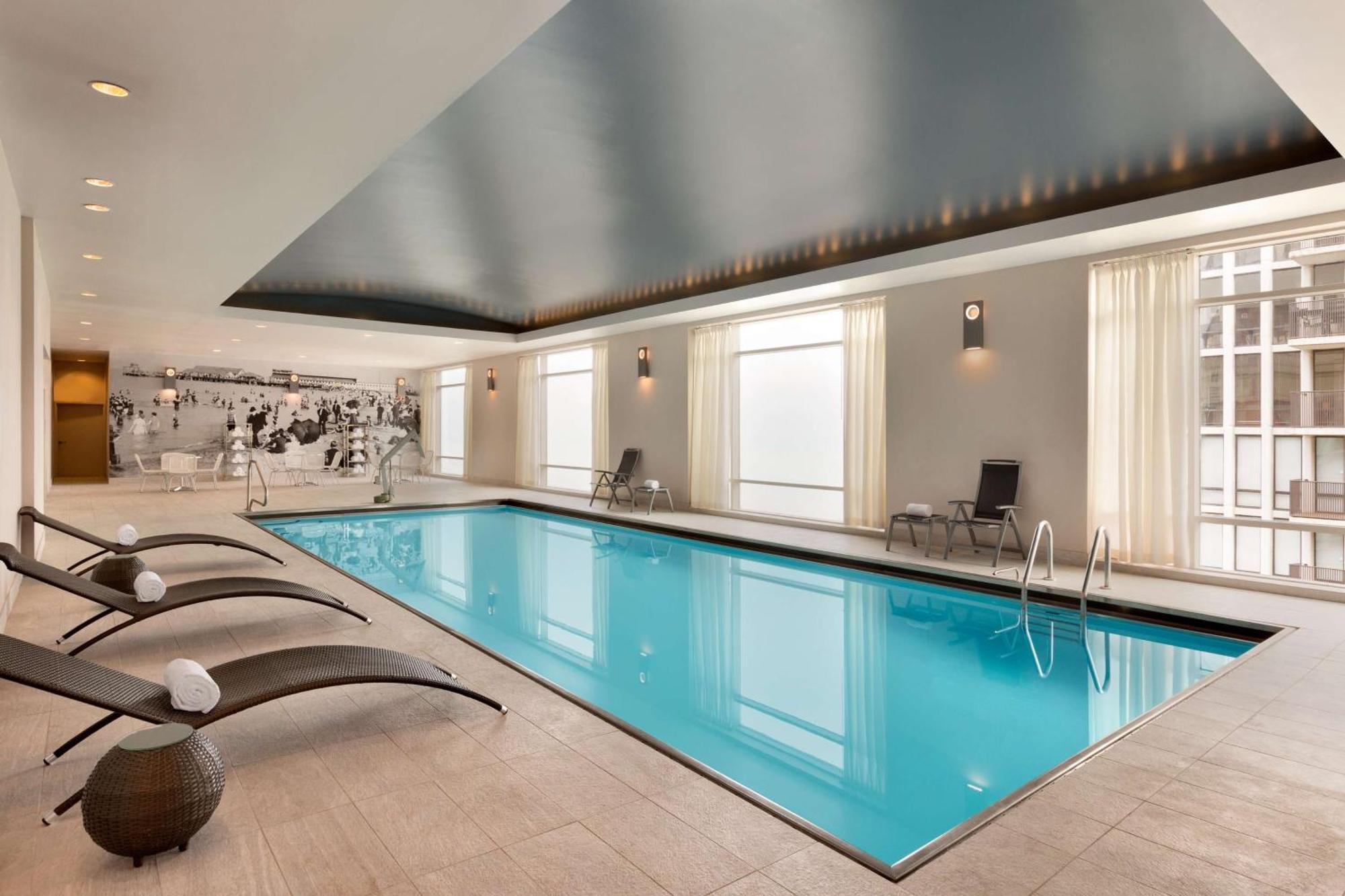 Hilton Chicago Magnificent Mile Suites Ngoại thất bức ảnh